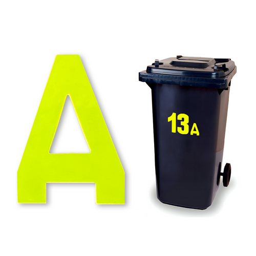 Huisletter sticker Reflecterend Geel: geel reflecterende letter A, vinylsticker van 8.5 x 6 cm