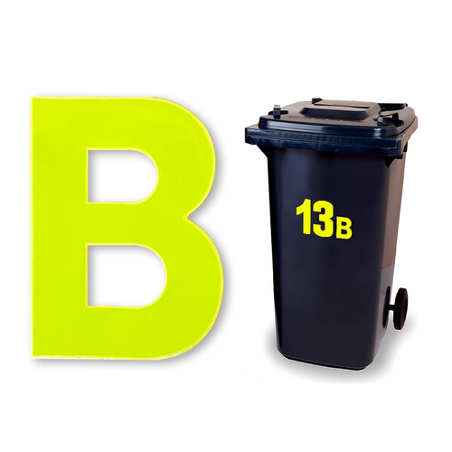 Huisletter sticker Reflecterend Geel: geel reflecterende letter B, vinylsticker van 8.5 x 6 cm
