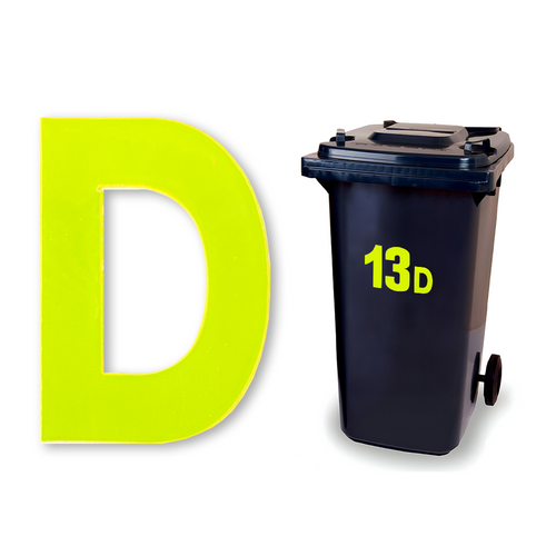 Huisletter sticker Reflecterend Geel: geel reflecterende letter D, vinylsticker van 8.5 x 6 cm