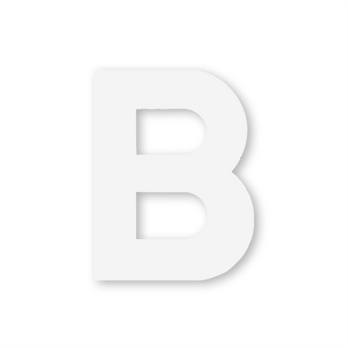Huisletter sticker met witte letter B geplakt op een kliko afvalcontainer